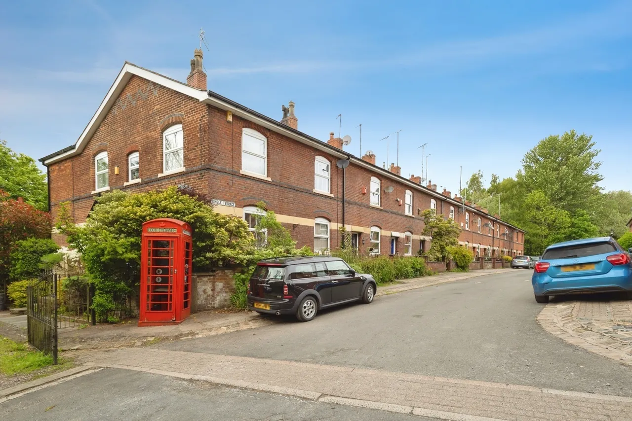 Dingle Terrace, ASHTON-UNDER-LYNE, Lancashire, OL6, photo 22
