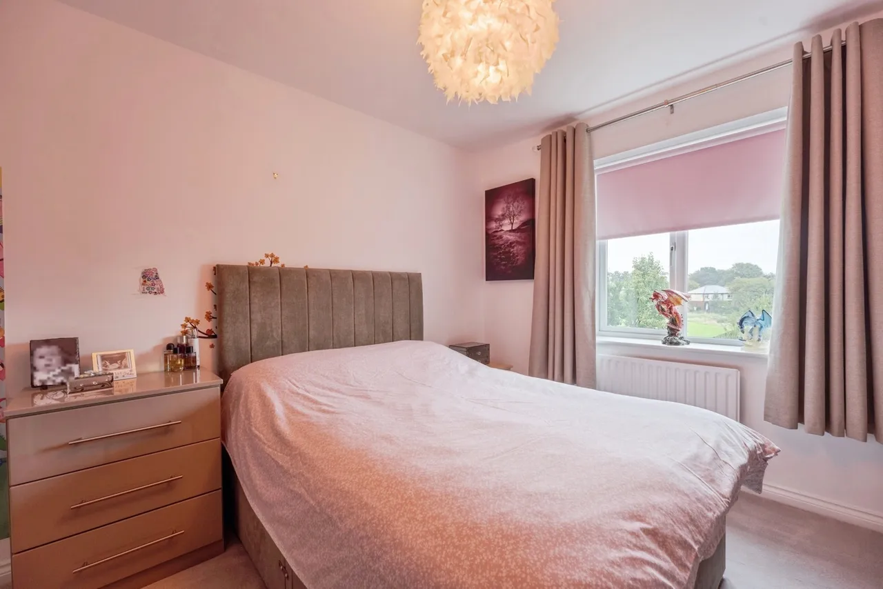 Pear Tree Place, Bolton, BL4, photo 15