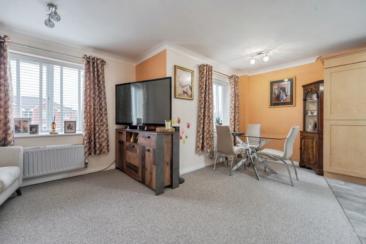 Pear Tree Place, Bolton, BL4, photo 13