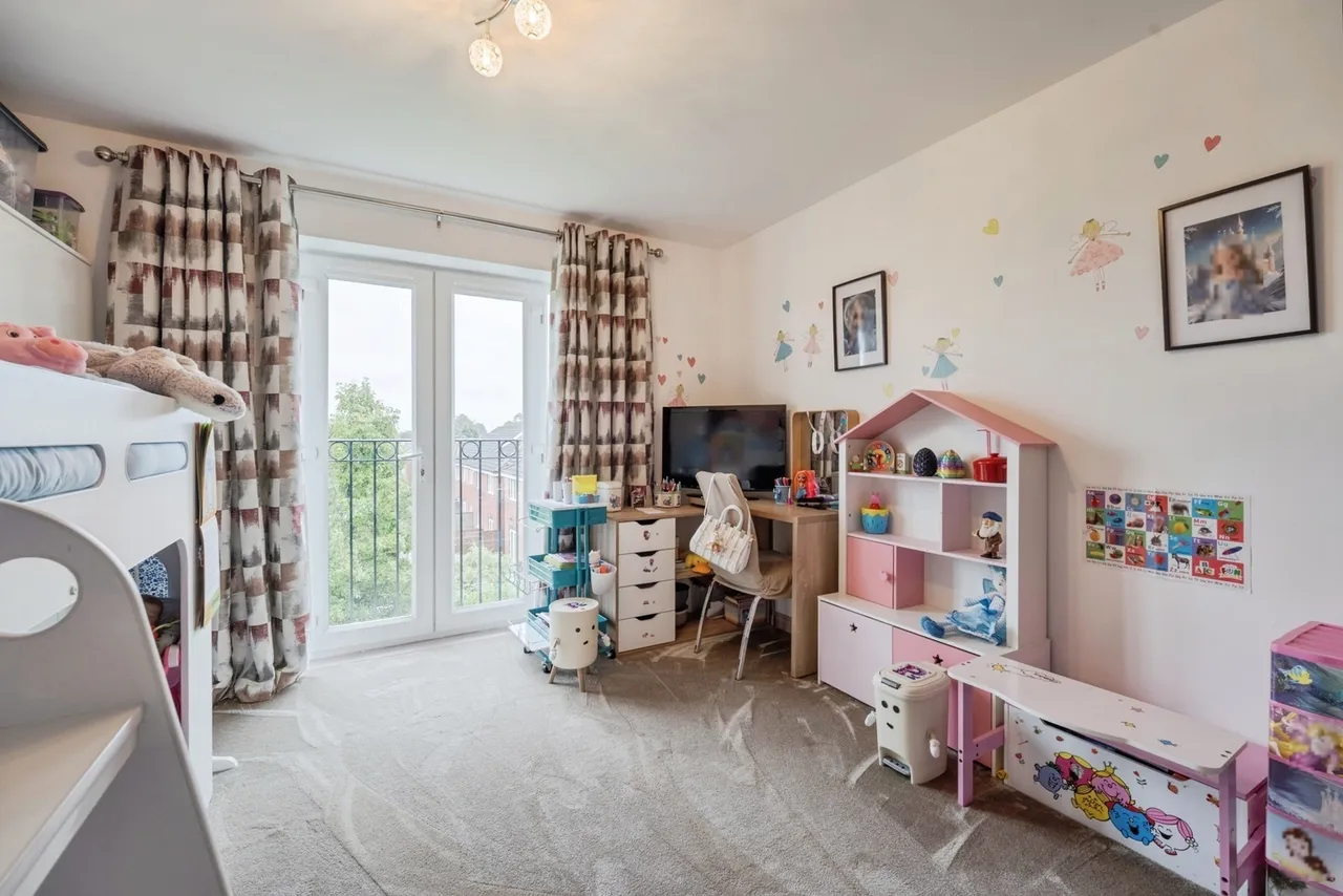 Pear Tree Place, Bolton, BL4, photo 9