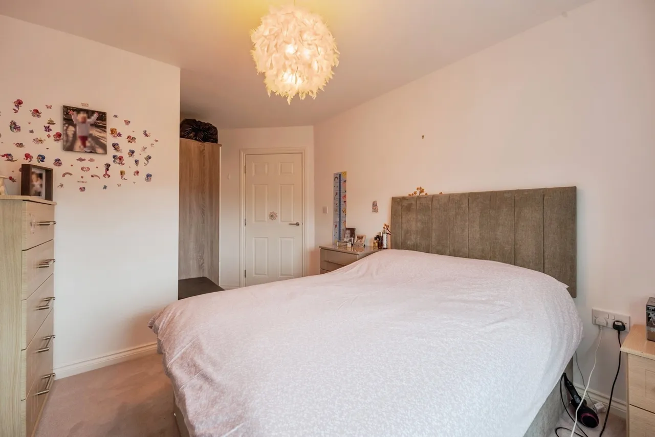 Pear Tree Place, Bolton, BL4, photo 8