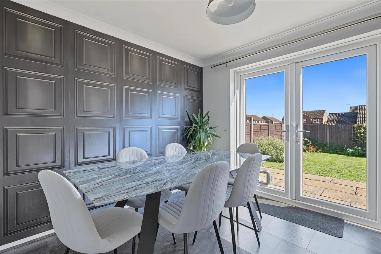 Ashley Gardens, Littleport, CB6, photo 6