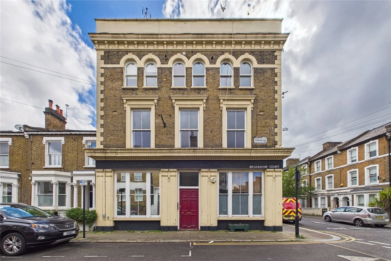 Sudbourne Road, London, SW2, photo 2