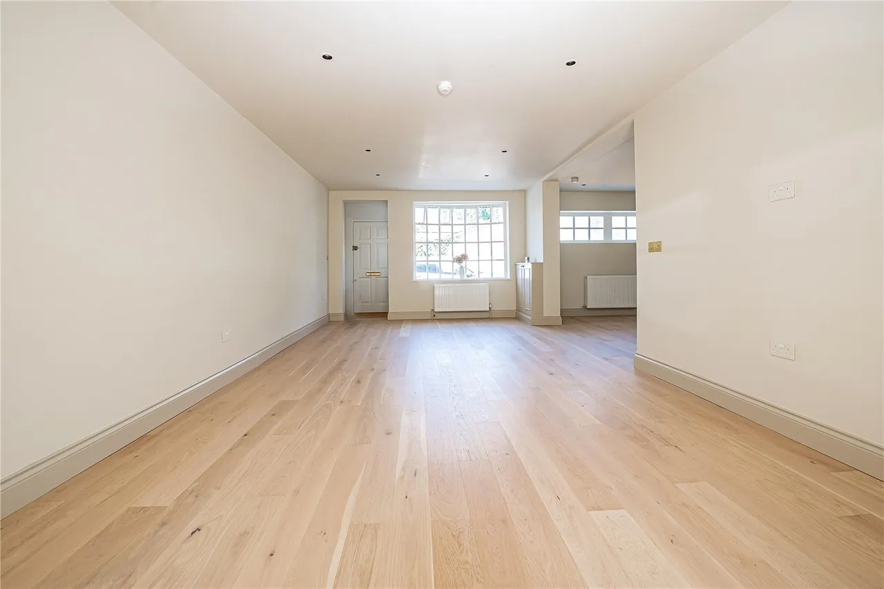 Fourth Cross Road, Twickenham, TW2, photo 12