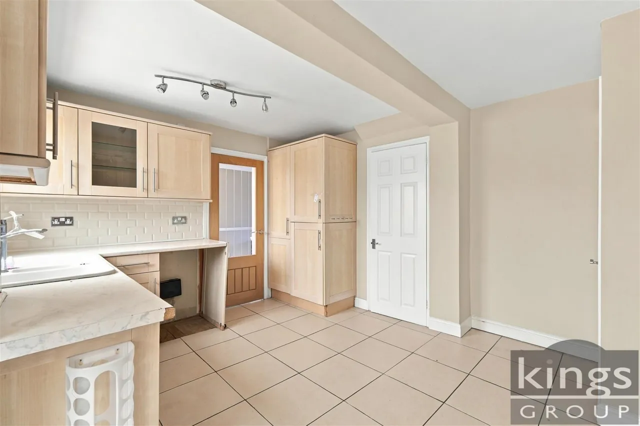 Willowdene, Cheshunt, EN8, photo 8
