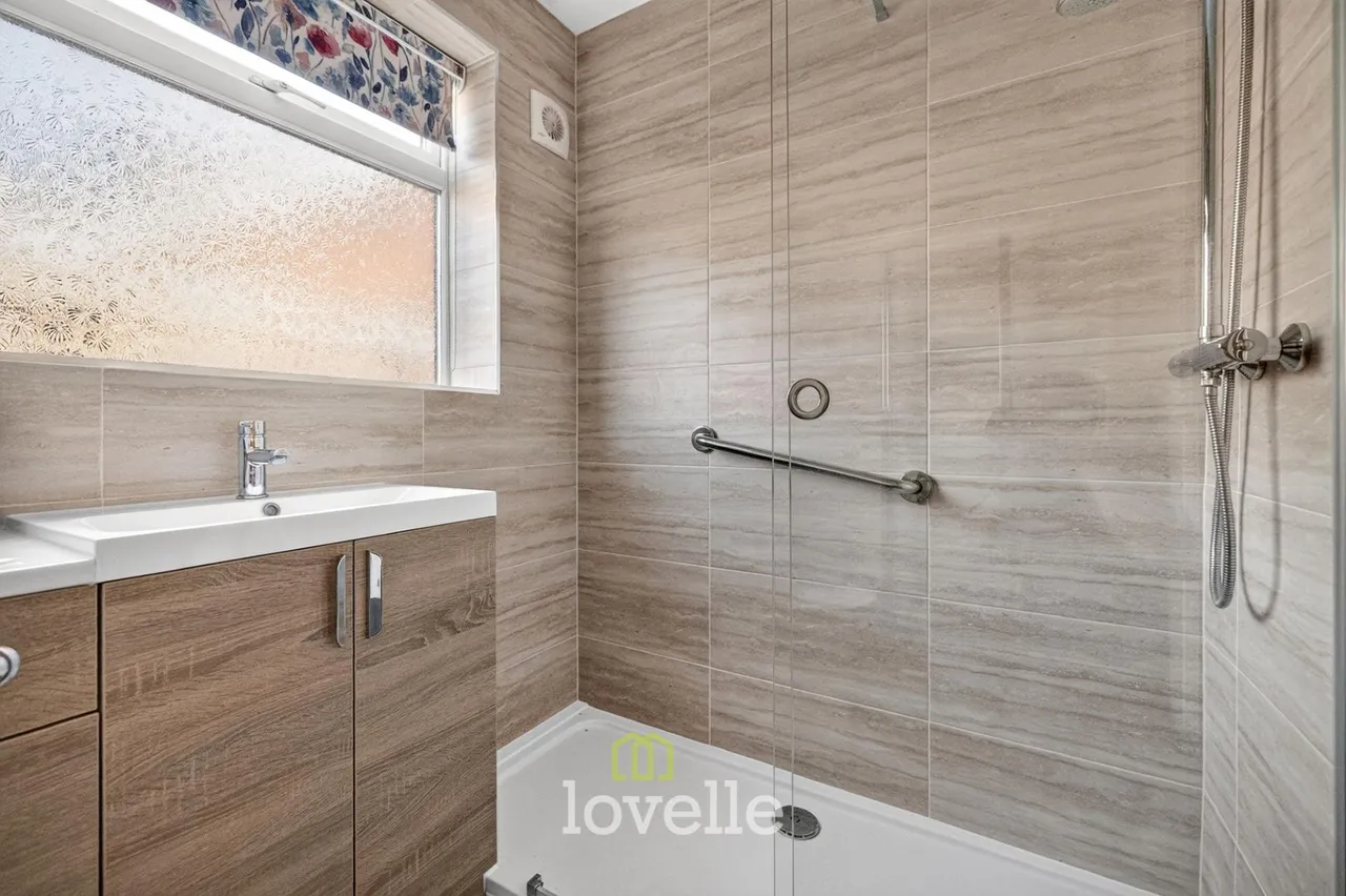 Newstead Avenue, Holton-Le-Clay, DN36, photo 8