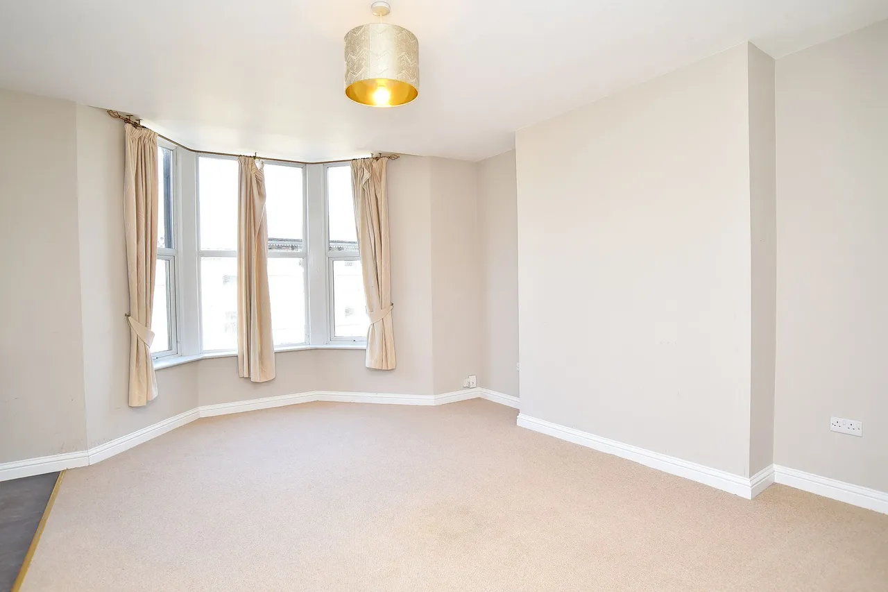 Haywra Street, HG1, photo 8