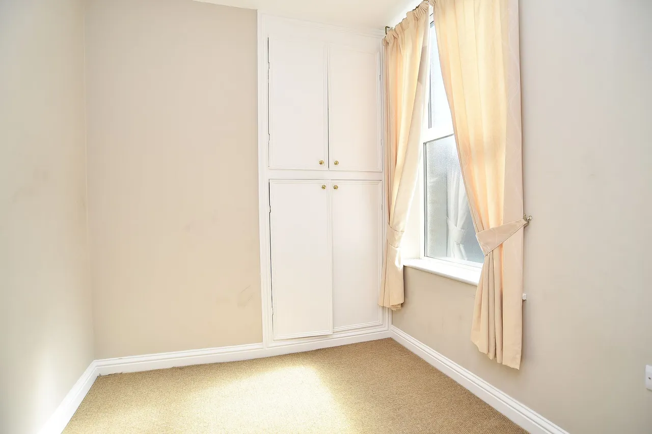 Haywra Street, HG1, photo 5