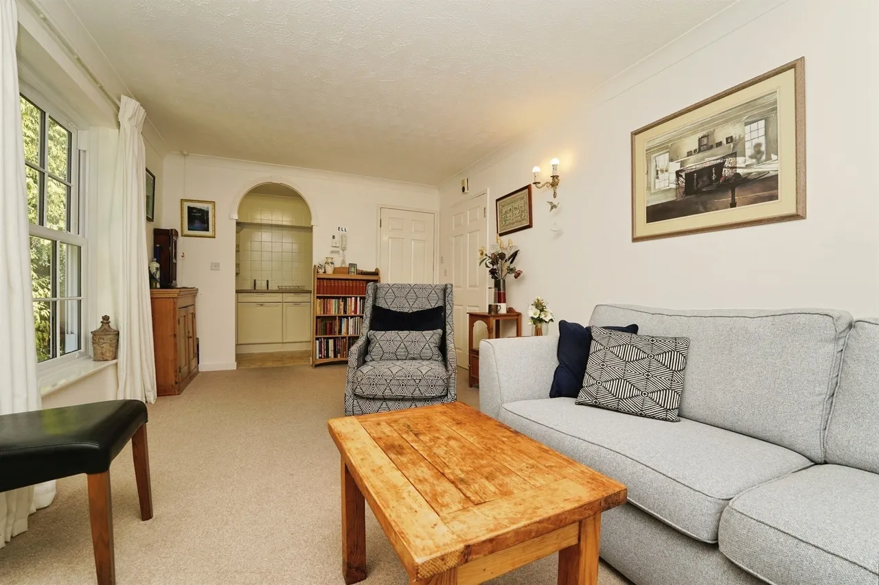 Worcester Road, Malvern, WR14, photo 8