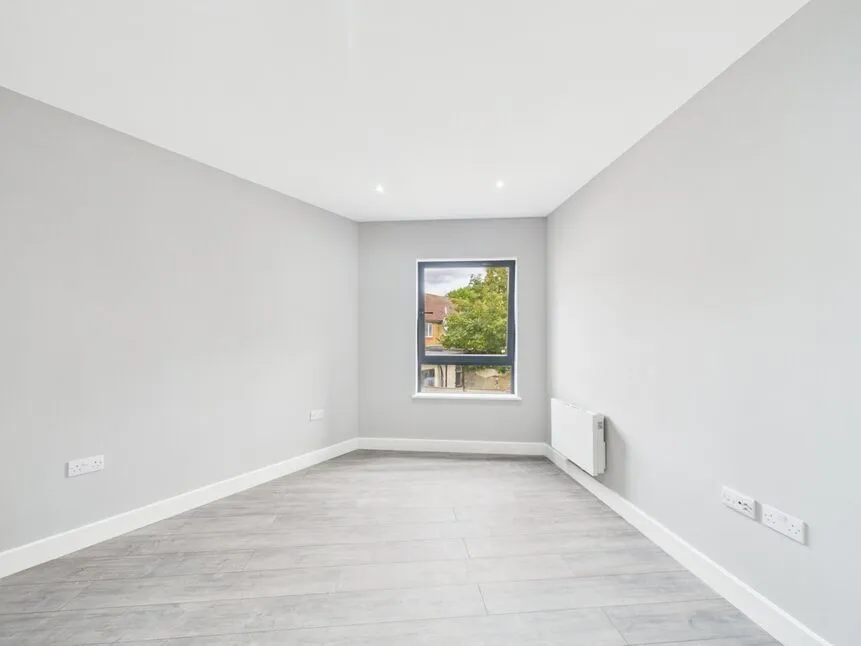 King Edwards Road, Barking, IG11, photo 3