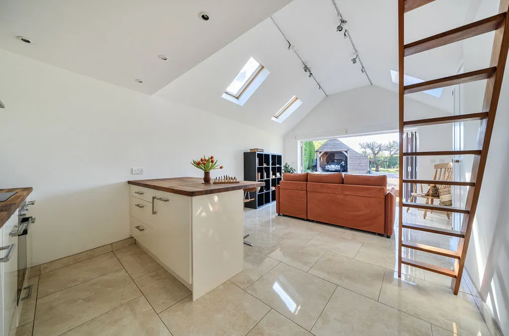 50 The Drive, Wallington SM6 9NF, photo 4