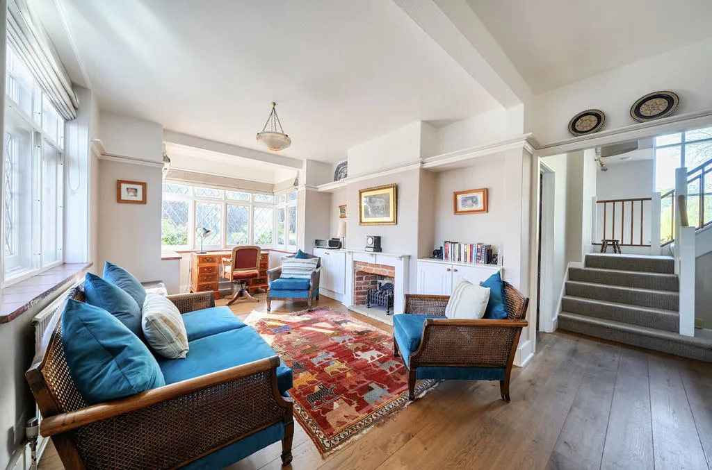 50 The Drive, Wallington SM6 9NF, photo 2