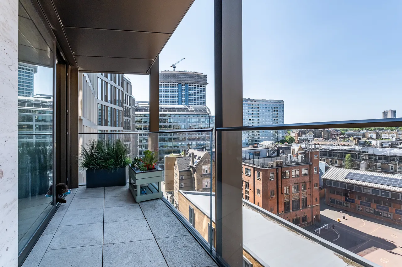Kings Gate Walk, London, SW1E, photo 2