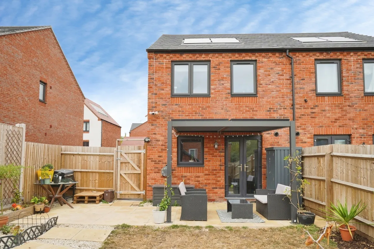 Bombadil Way, Church Gresley, DE11, photo 14