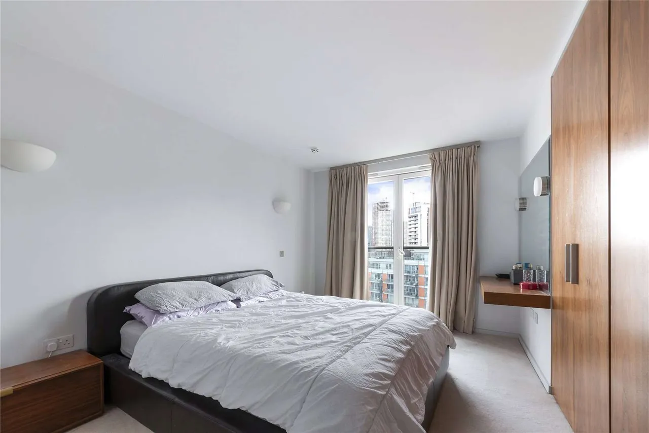Fairmont Avenue, London, E14 9QJ, photo 4