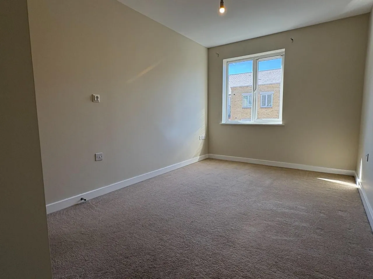 Black Eagle Drive, Northfleet, DA11, photo 6