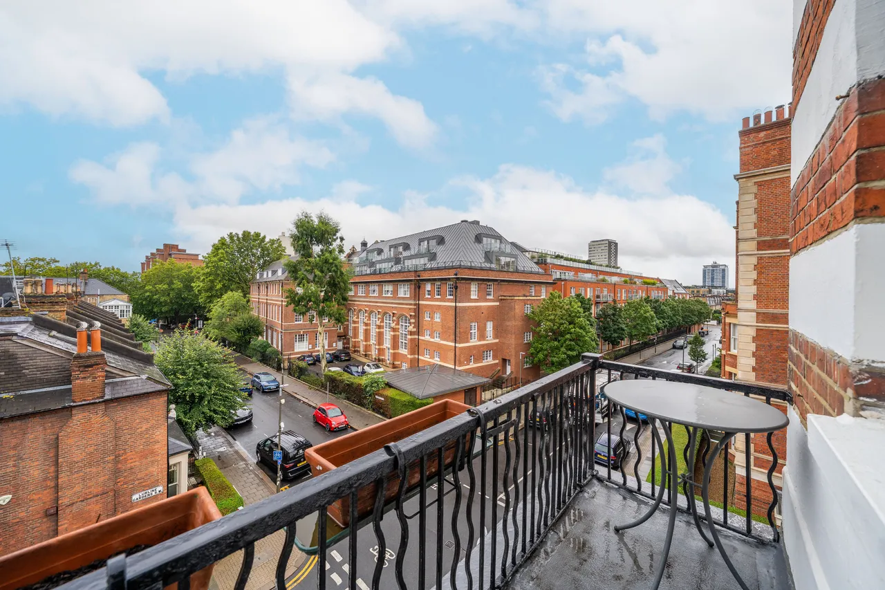 Lurline Gardens, London, SW11, photo 3
