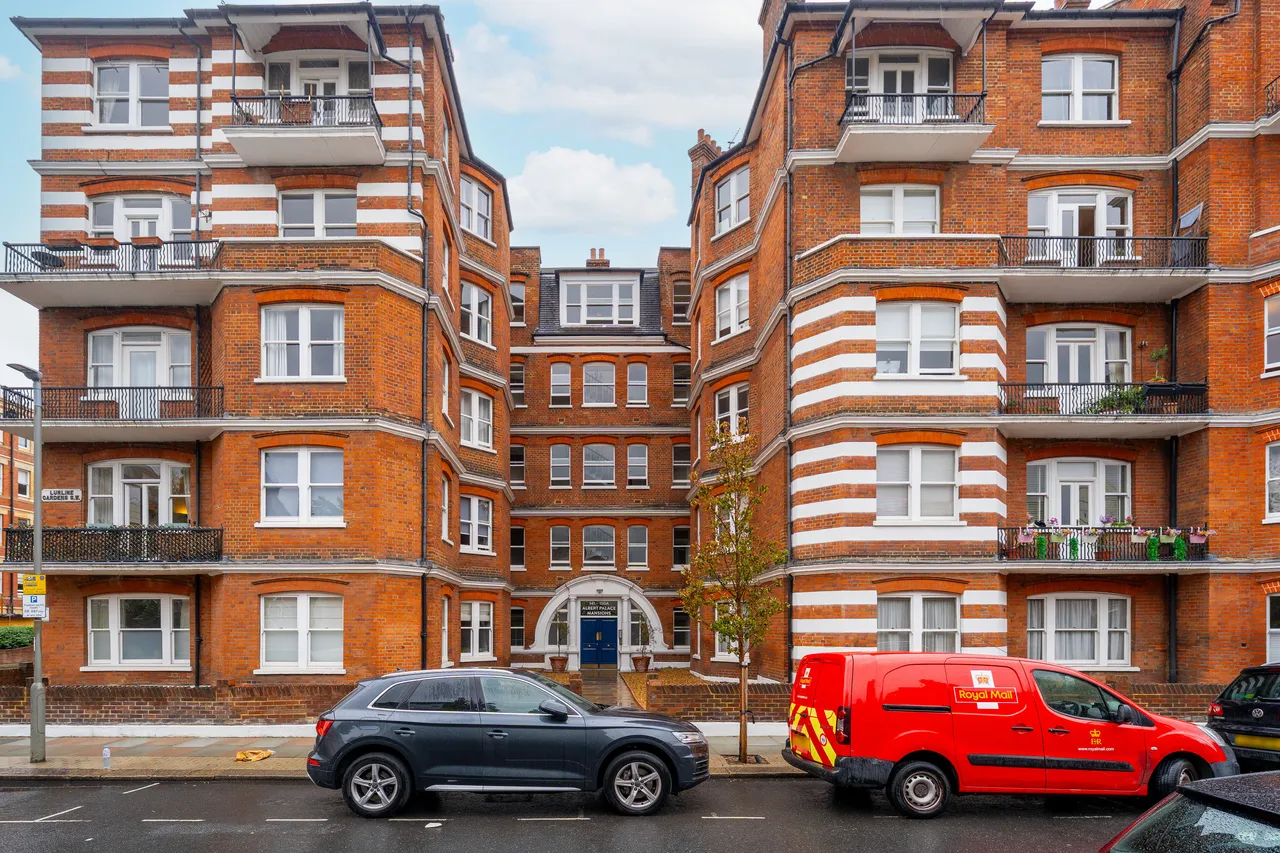 Lurline Gardens, London, SW11, photo 11
