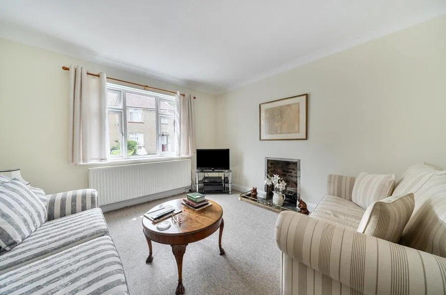 Crescent Drive, Maidenhead, SL6, photo 19