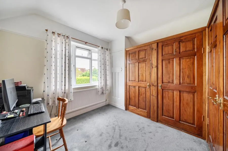 Crescent Drive, Maidenhead, SL6, photo 12