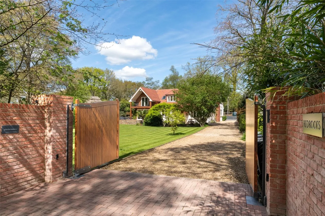 Lower Row, Holt, Wimborne, Dorset, BH21, photo 12