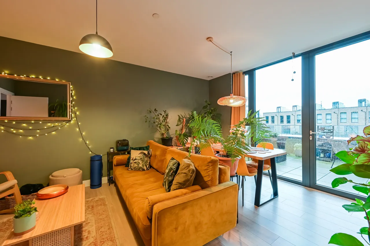 25% Share, Flat 90 Willowbrook House, LONDON, photo 9