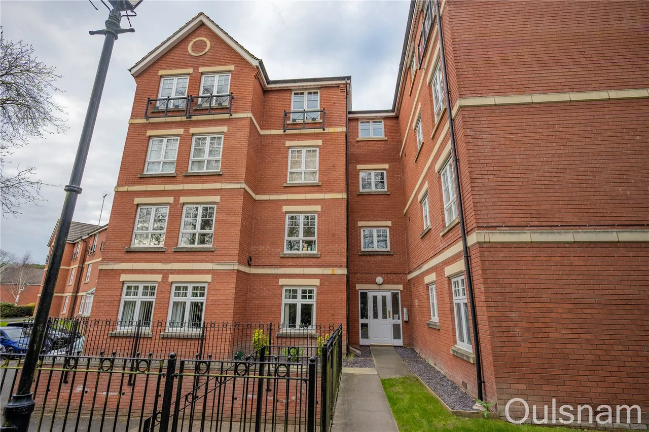 St. Peters Close, Bromsgrove, Worcestershire, B61 7DY, photo 7