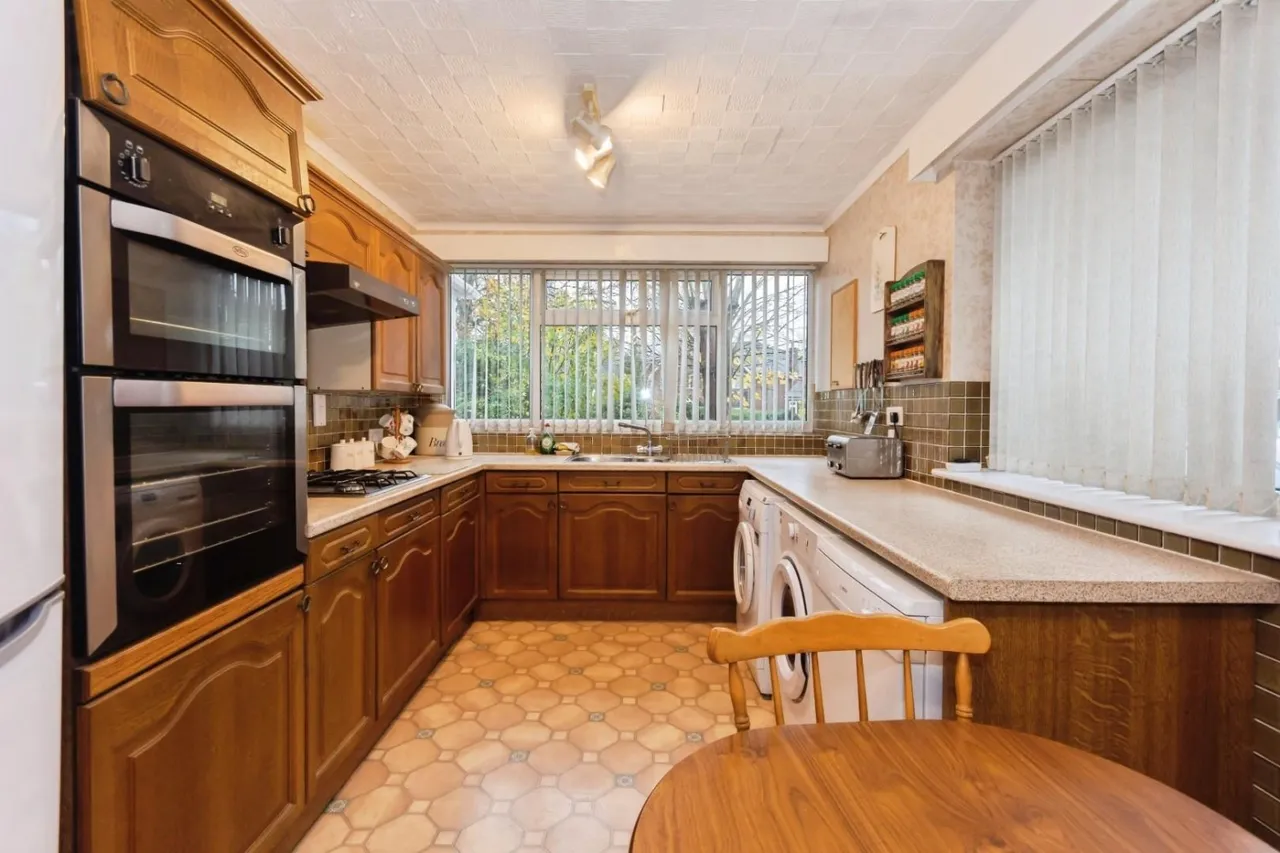 Knowle Wood Road, Dorridge, Solihull, photo 4