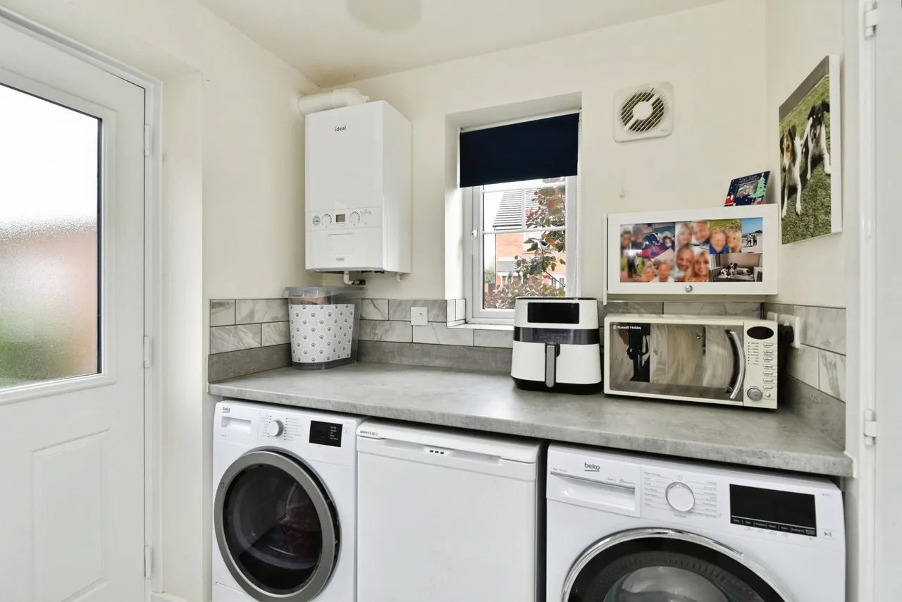Bellerphon Drive, Meir, ST3, photo 13