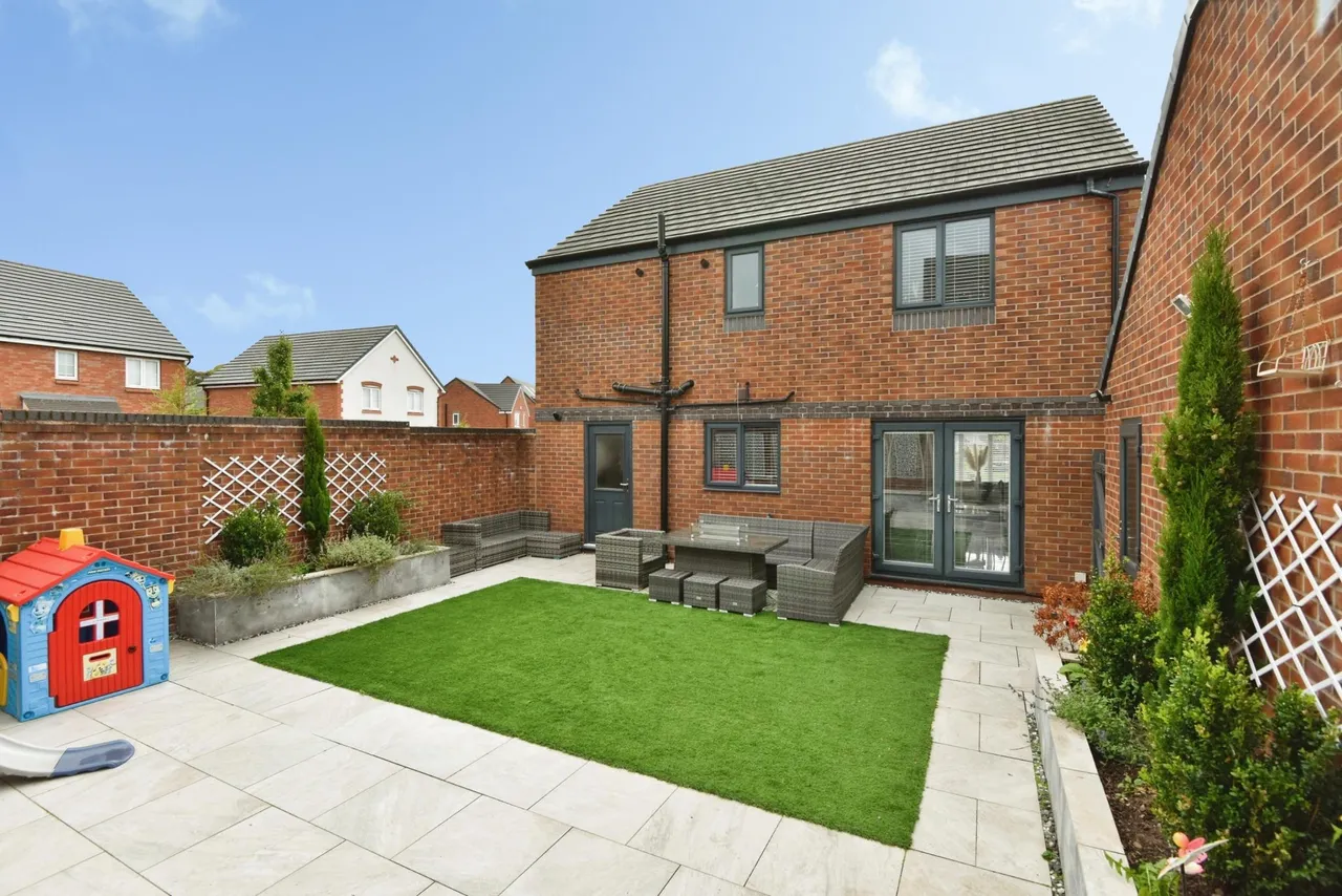 Bellerphon Drive, Meir, ST3, photo 25