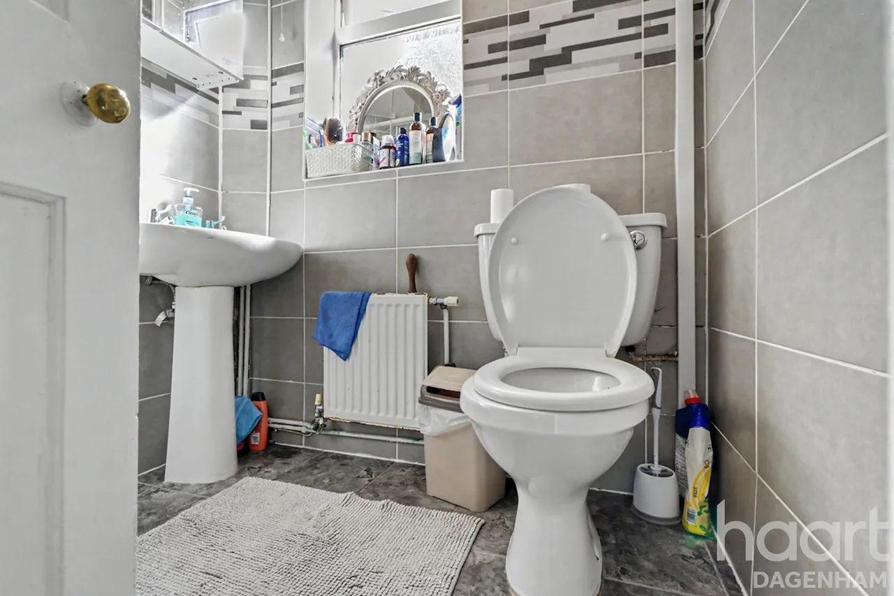 Spurling Road, Dagenham, RM9, photo 8
