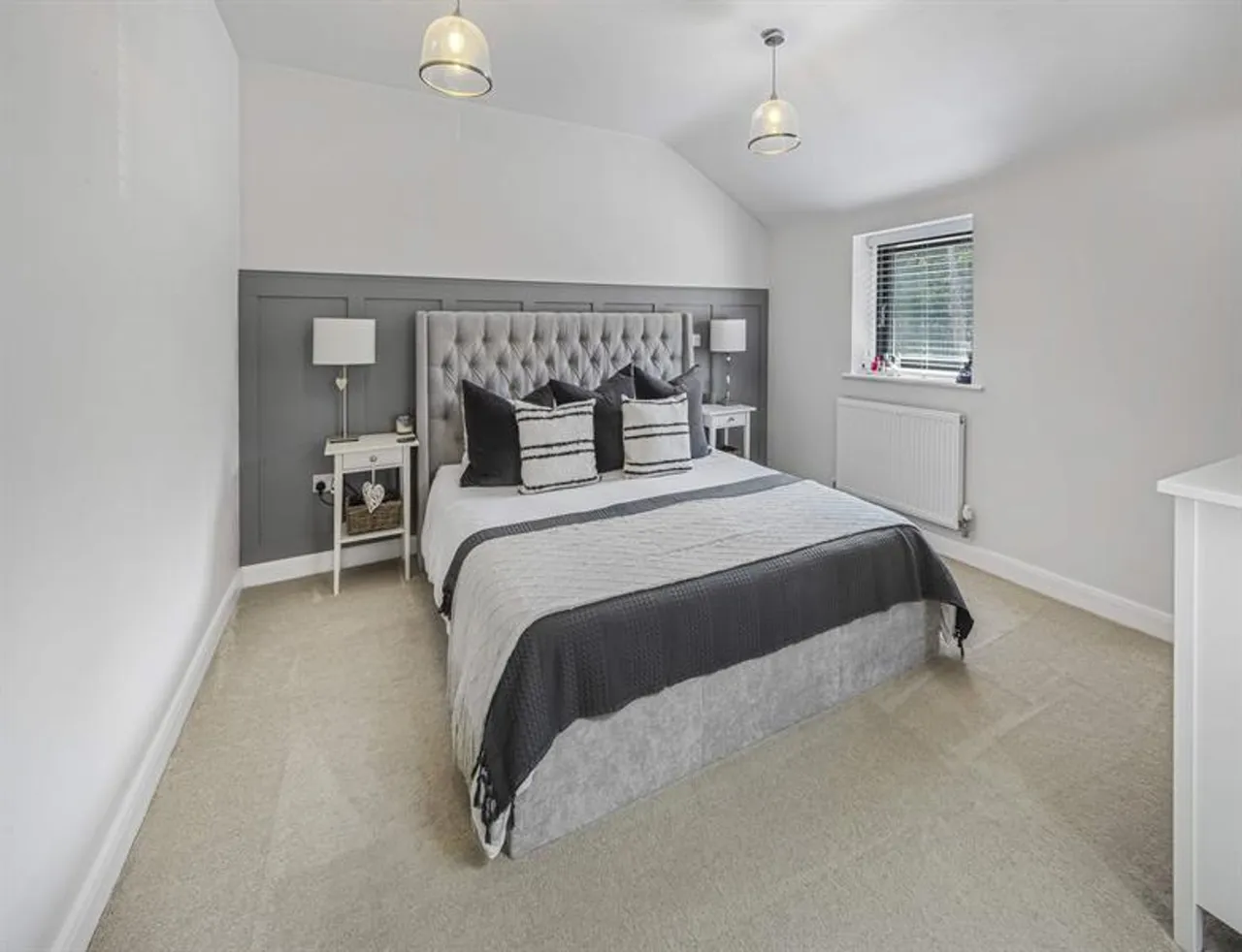 Barns Bell Lane, Warrington, photo 9