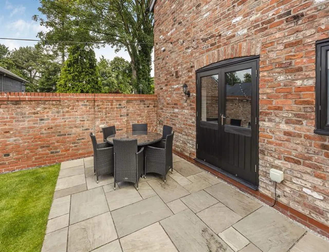 Barns Bell Lane, Warrington, photo 17