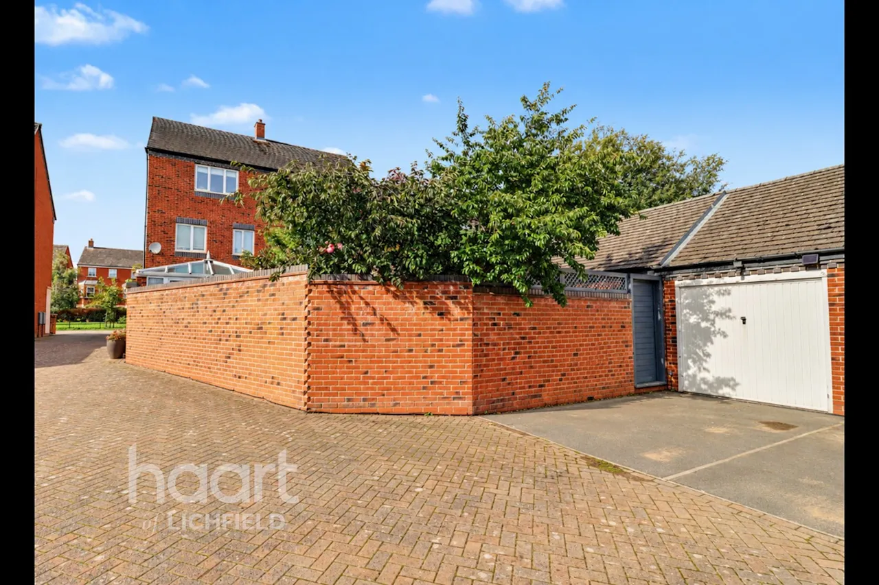 Agincourt Road, Lichfield, WS14, photo 2