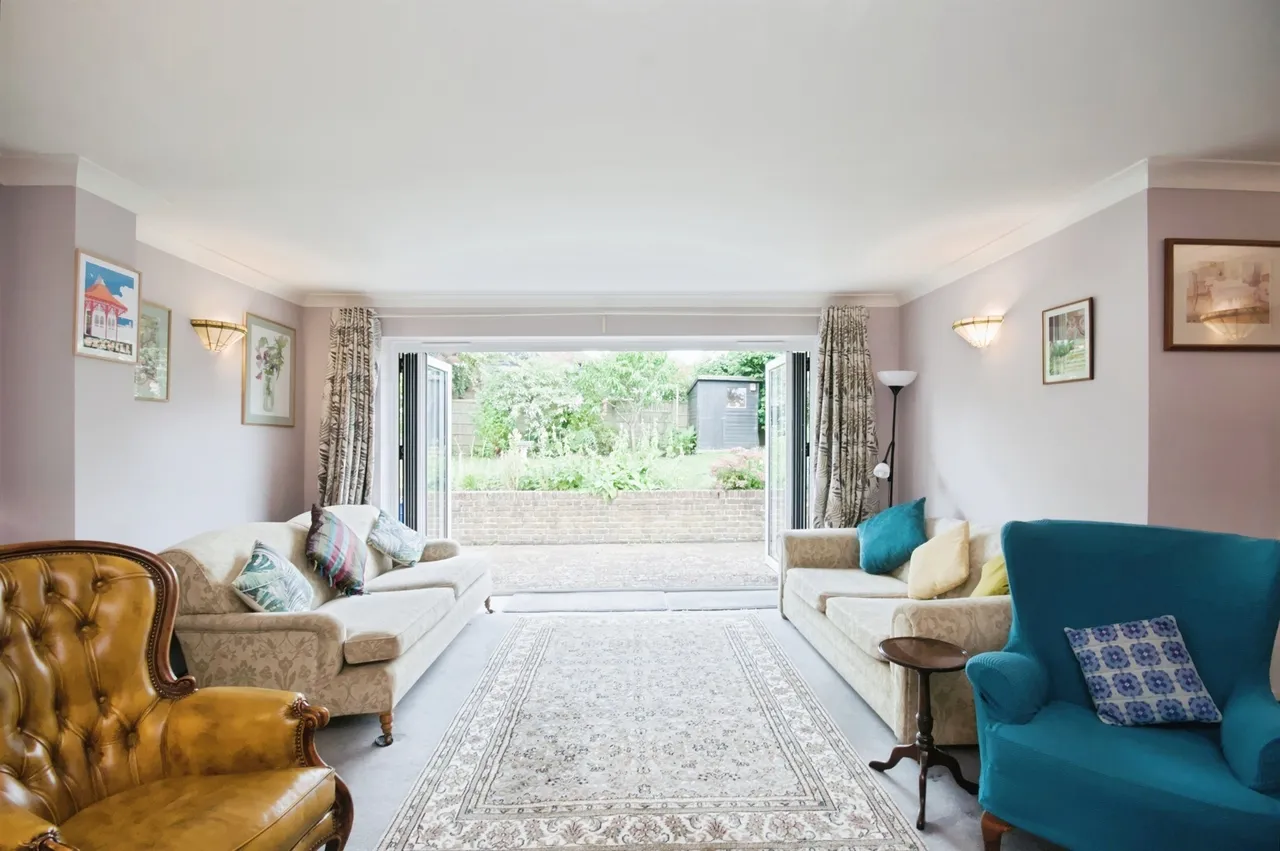 Peartree Lane, Bexhill-On-Sea, photo 5