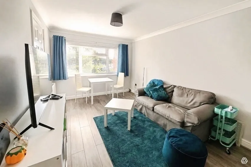 Simmonds Close, Bracknell, RG42, photo 5