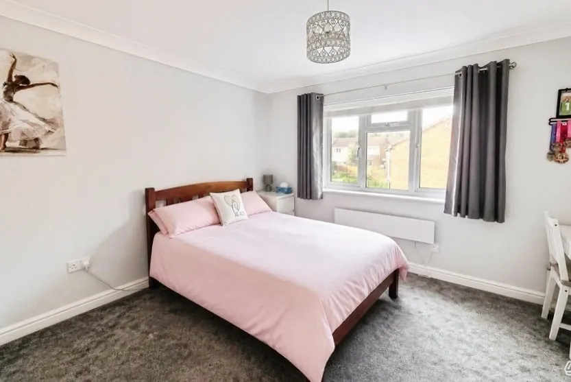 Simmonds Close, Bracknell, RG42, photo 6