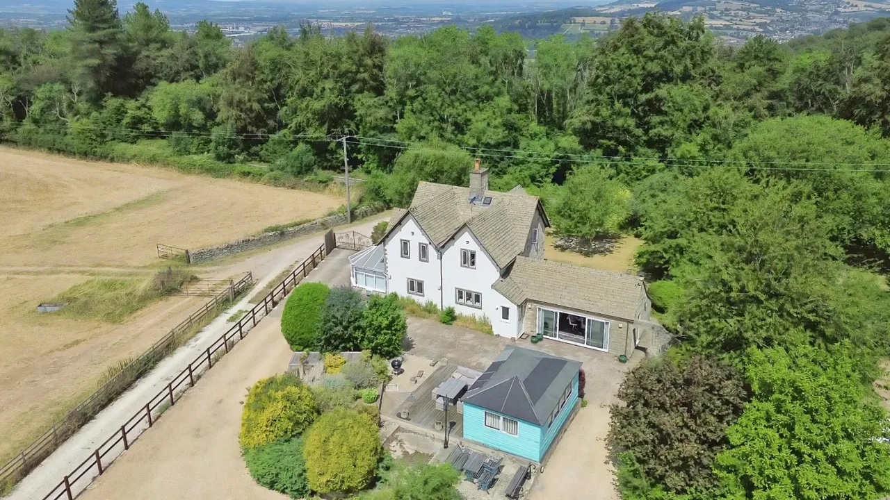 4 bed house for sale, Nympsfield, Stonehouse, GL10