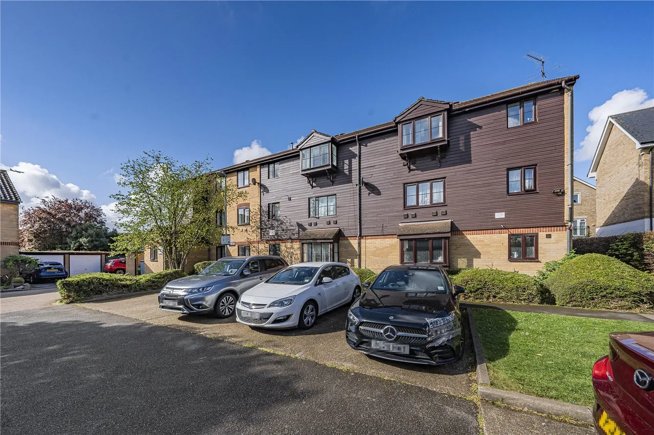 1 bed flat for sale, Kilberry Close, Isleworth, TW7