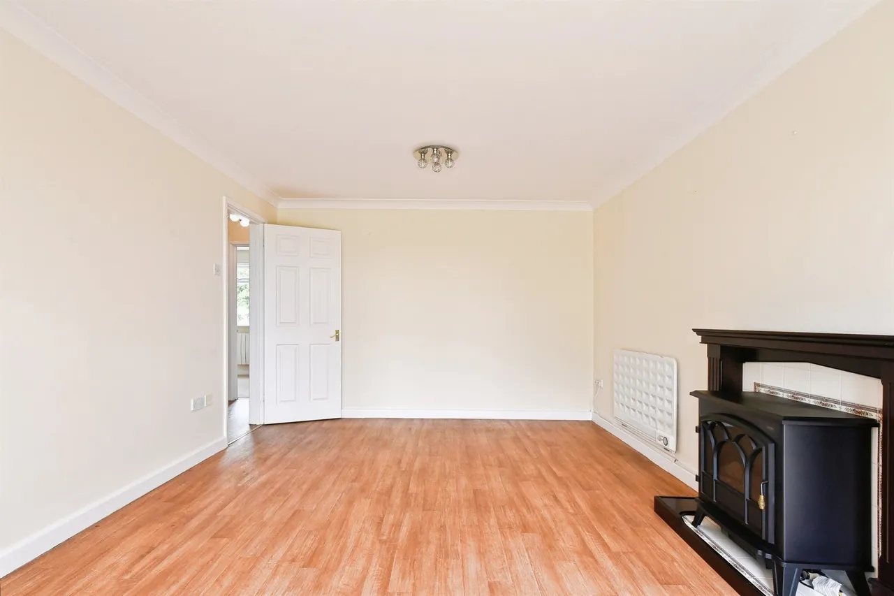 Burford Road, Lechlade, photo 9