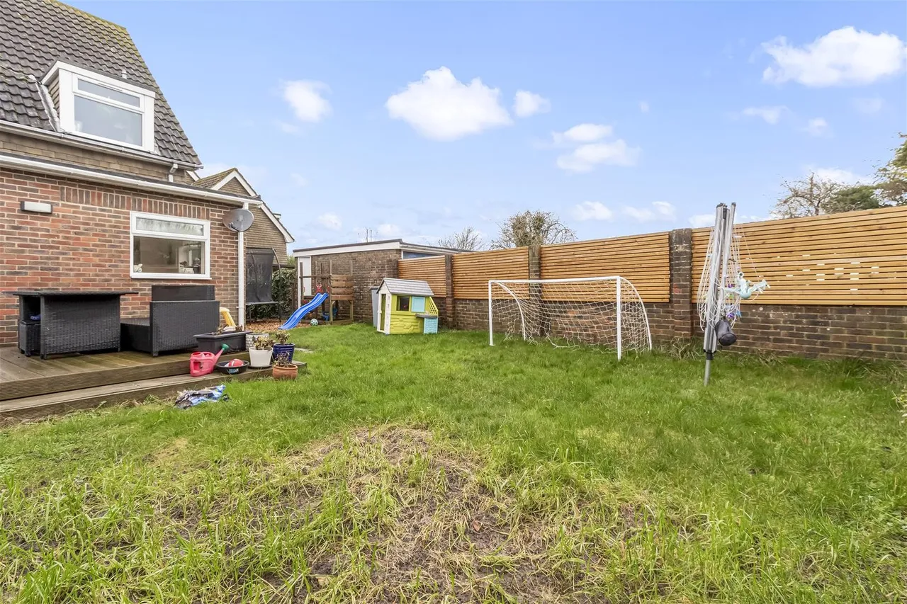 Twyford Gardens, Worthing, photo 25