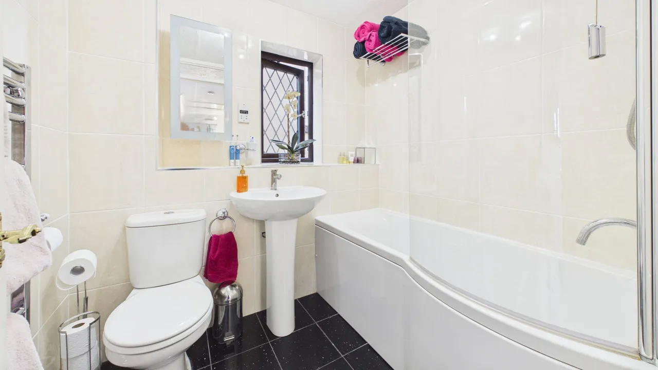 Campbell Drive, Gunthorpe, Peterborough, PE4, photo 23