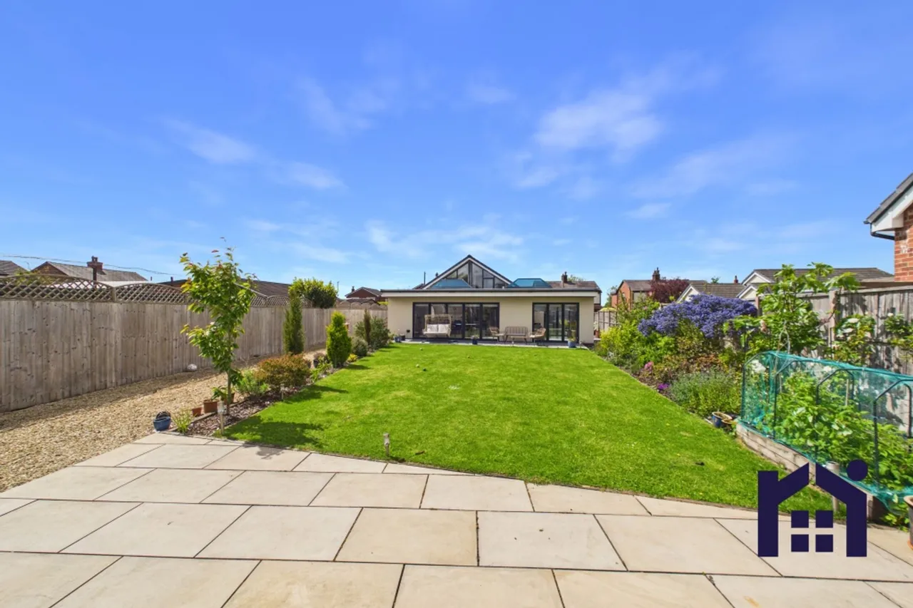 Granville Avenue, Hesketh Bank, Preston, PR4 6AH, photo 33