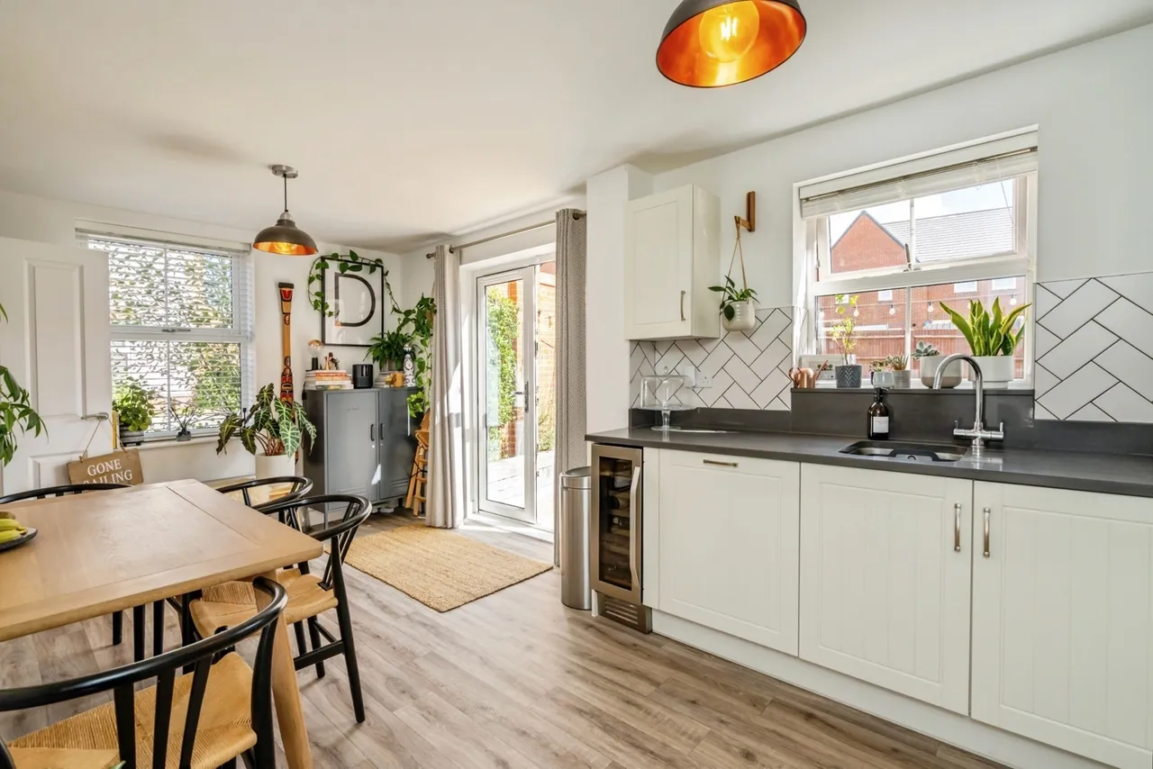 Hill Road, Westhampnett, PO18, photo 6