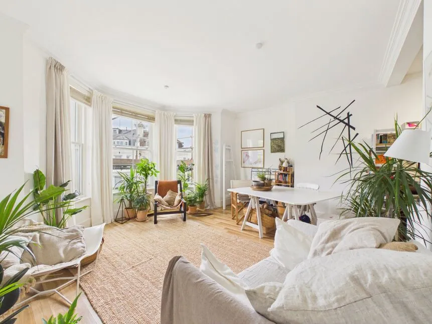 1 bed flat for sale — Trinity Crescent, Kent, CT20