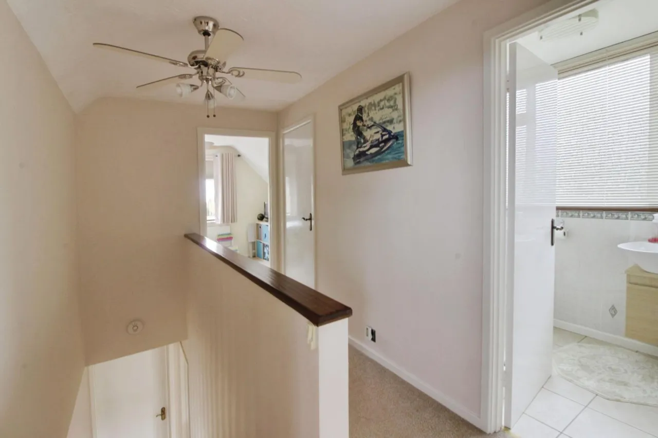 Guntons Road, Newborough, PE6, photo 12
