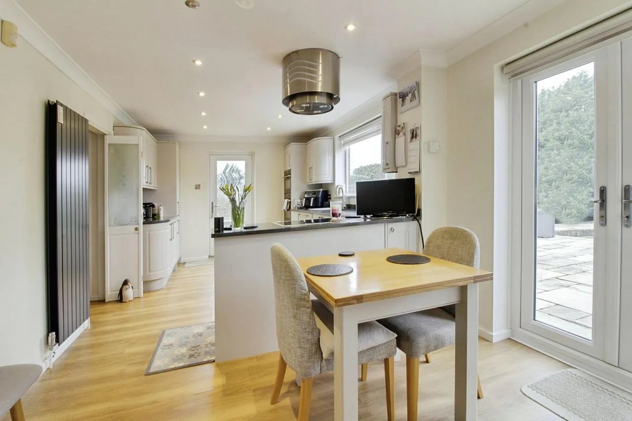 Guntons Road, Newborough, PE6, photo 5