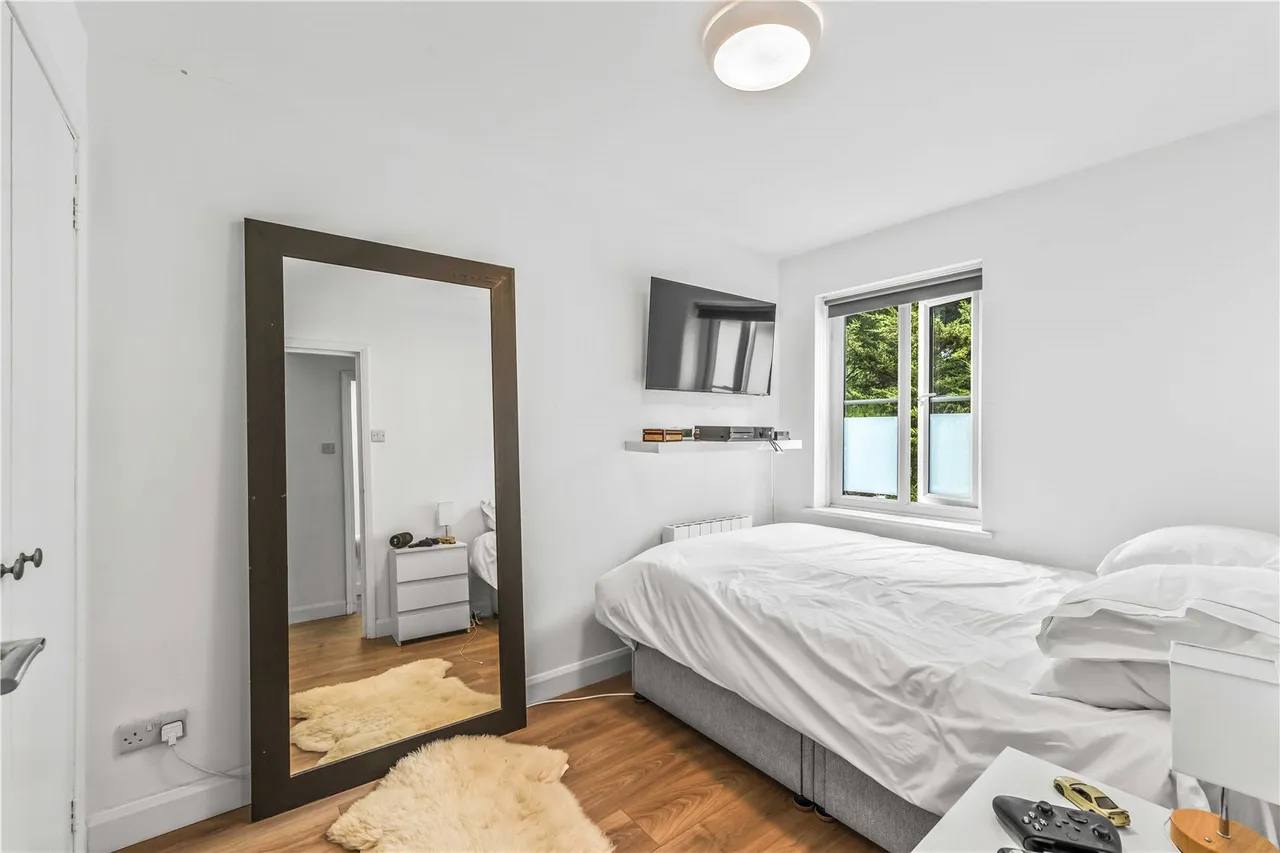 Langridge Mews, Hampton, TW12 3NZ, photo 8