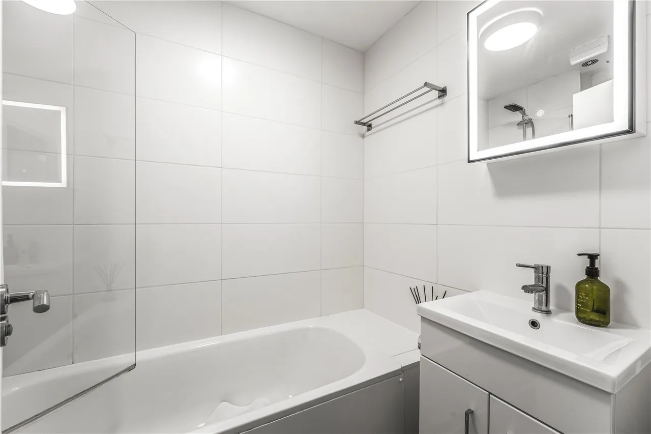 Langridge Mews, Hampton, TW12 3NZ, photo 7