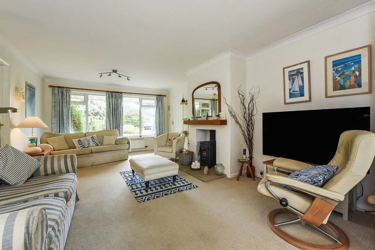 Rozelle Close, Littleton, photo 6